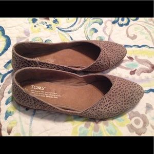 Toms Jutti Flats size 8